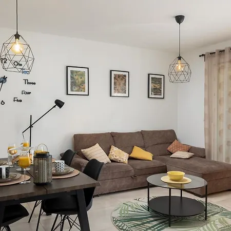 Apartment Why Not *